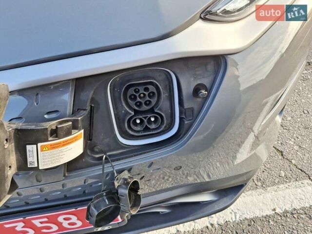 Серый Хендай Kona, объемом двигателя 0 л и пробегом 116 тыс. км за 18600 $, фото 34 на Automoto.ua