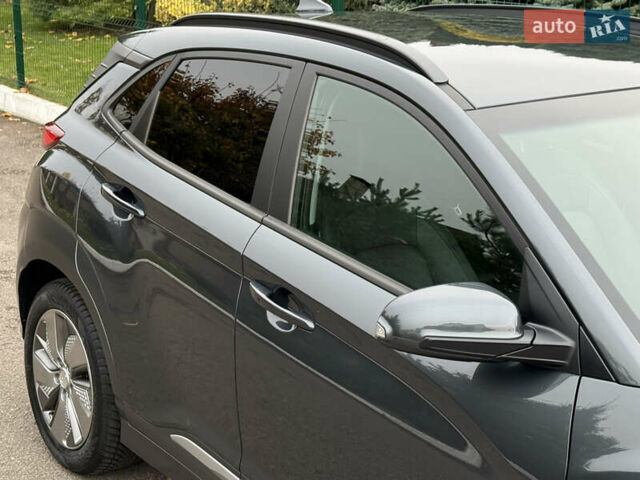 Сірий Хендай Kona, об'ємом двигуна 0 л та пробігом 81 тис. км за 17200 $, фото 31 на Automoto.ua
