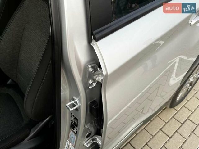 Серый Хендай Kona, объемом двигателя 0 л и пробегом 136 тыс. км за 16700 $, фото 30 на Automoto.ua