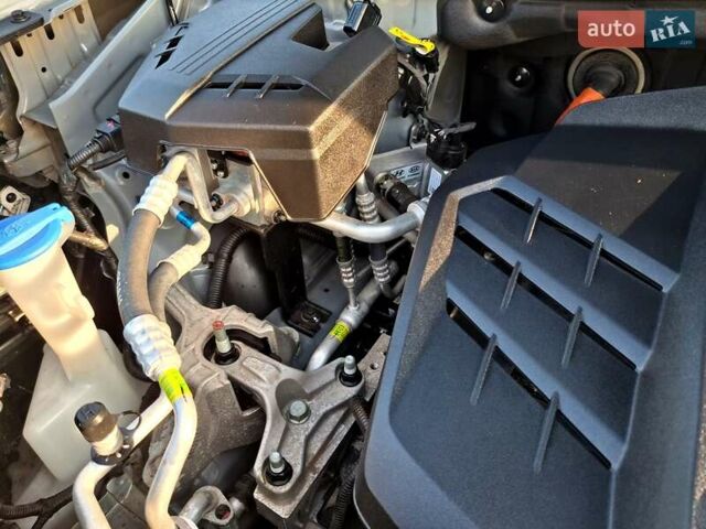 Серый Хендай Kona, объемом двигателя 0 л и пробегом 116 тыс. км за 18600 $, фото 33 на Automoto.ua