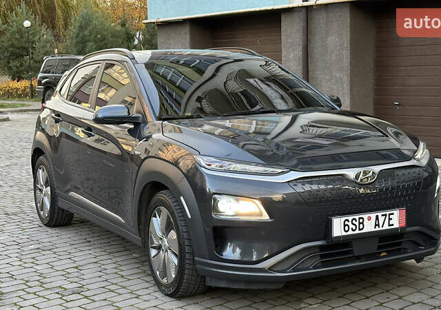 Сірий Хендай Kona, об'ємом двигуна 0 л та пробігом 137 тис. км за 16900 $, фото 13 на Automoto.ua