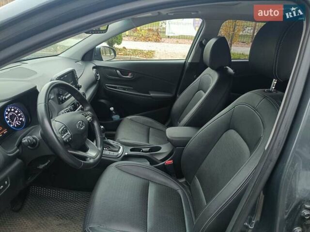 Сірий Хендай Kona, об'ємом двигуна 1.6 л та пробігом 12 тис. км за 21500 $, фото 14 на Automoto.ua