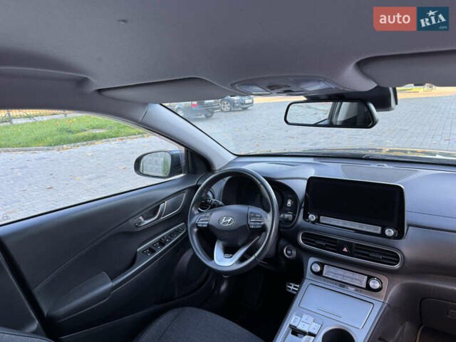 Сірий Хендай Kona, об'ємом двигуна 0 л та пробігом 114 тис. км за 15999 $, фото 36 на Automoto.ua