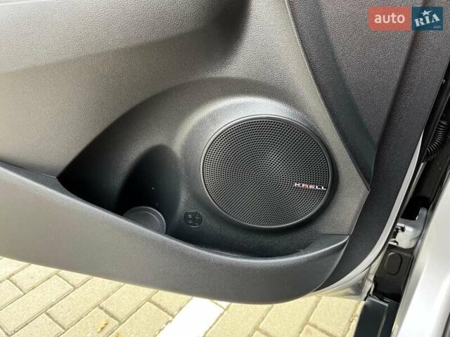 Серый Хендай Kona, объемом двигателя 0 л и пробегом 136 тыс. км за 16700 $, фото 28 на Automoto.ua