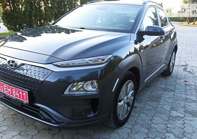 Сірий Хендай Kona, об'ємом двигуна 0 л та пробігом 39 тис. км за 18500 $, фото 3 на Automoto.ua