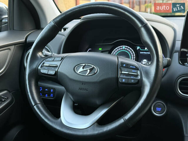 Сірий Хендай Kona, об'ємом двигуна 0 л та пробігом 81 тис. км за 17200 $, фото 117 на Automoto.ua