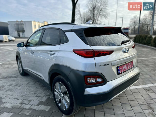 Серый Хендай Kona, объемом двигателя 0 л и пробегом 86 тыс. км за 16000 $, фото 17 на Automoto.ua