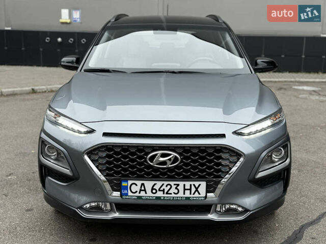 Сірий Хендай Kona, об'ємом двигуна 1.6 л та пробігом 32 тис. км за 18999 $, фото 2 на Automoto.ua