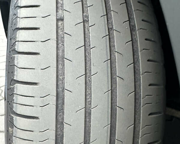 Сірий Хендай Kona, об'ємом двигуна 0 л та пробігом 149 тис. км за 17950 $, фото 25 на Automoto.ua