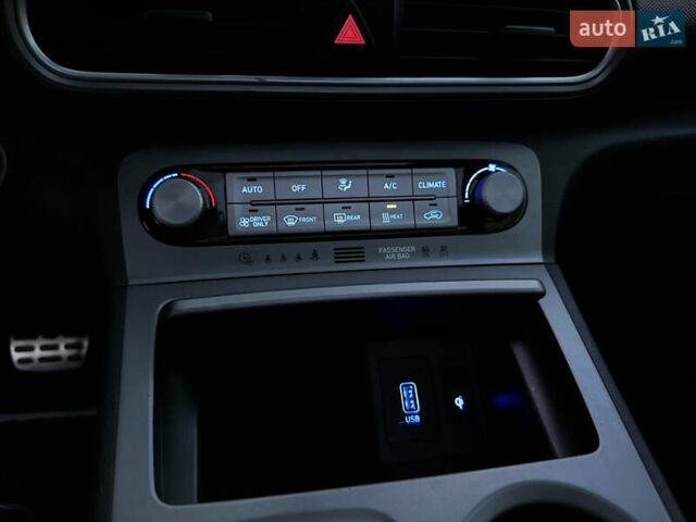 Сірий Хендай Kona, об'ємом двигуна 0 л та пробігом 137 тис. км за 16900 $, фото 97 на Automoto.ua