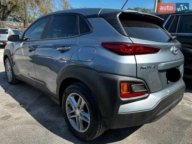 Серый Хендай Kona, объемом двигателя 2 л и пробегом 59 тыс. км за 3600 $, фото 2 на Automoto.ua