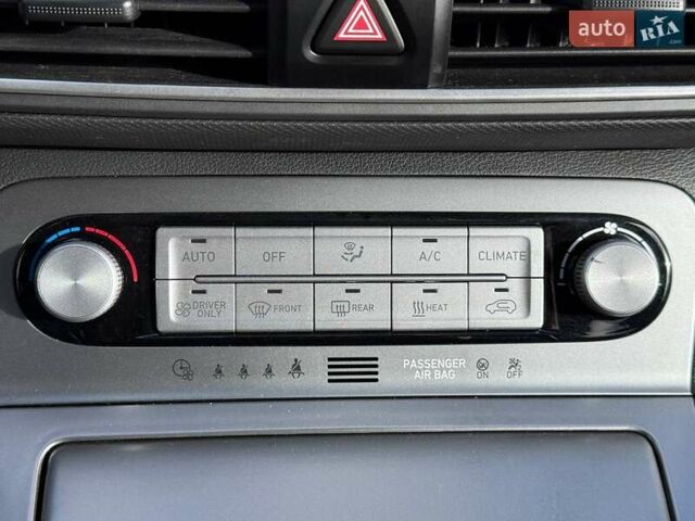 Сірий Хендай Kona, об'ємом двигуна 0 л та пробігом 36 тис. км за 16400 $, фото 32 на Automoto.ua