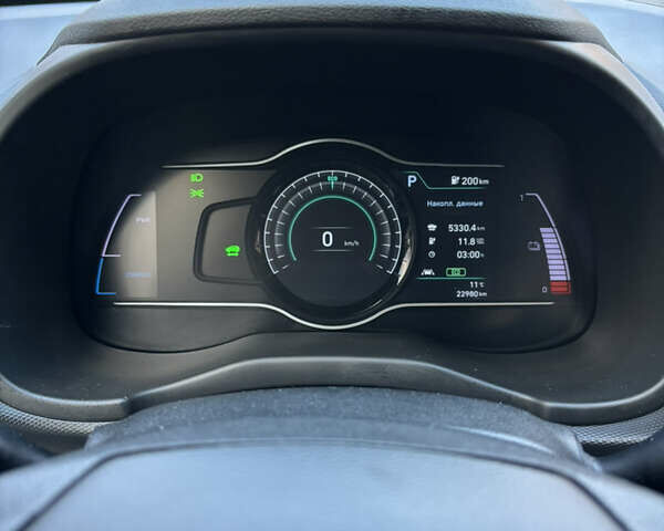 Серый Хендай Kona, объемом двигателя 0 л и пробегом 23 тыс. км за 16900 $, фото 4 на Automoto.ua