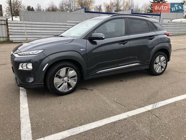Сірий Хендай Kona, об'ємом двигуна 0 л та пробігом 70 тис. км за 17950 $, фото 9 на Automoto.ua