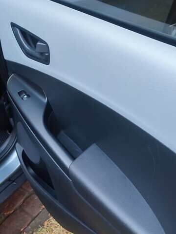 Сірий Хендай Kona, об'ємом двигуна 2 л та пробігом 61 тис. км за 14600 $, фото 12 на Automoto.ua