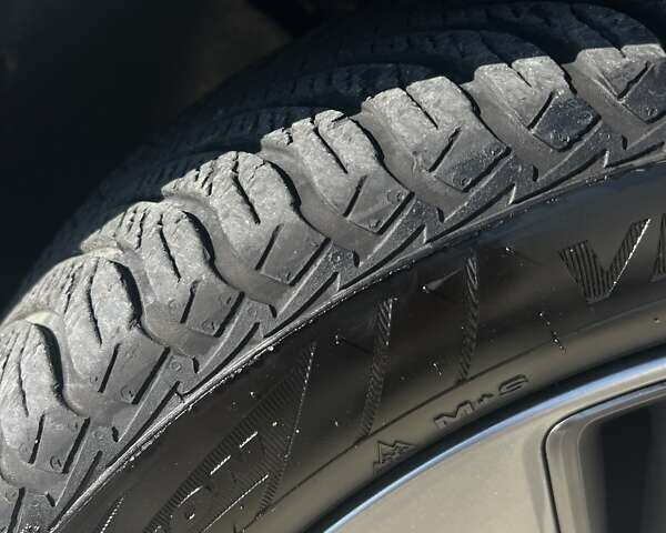 Серый Хендай Kona, объемом двигателя 0 л и пробегом 30 тыс. км за 21100 $, фото 26 на Automoto.ua