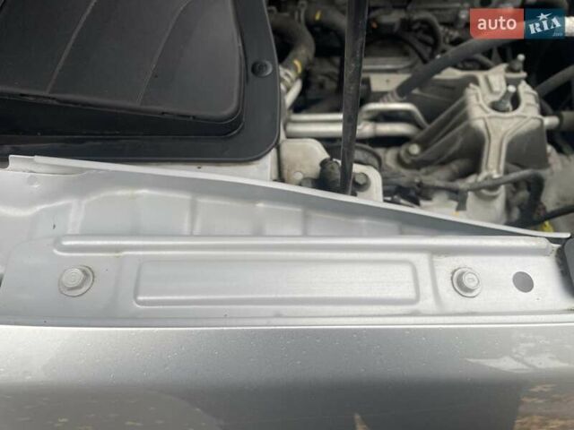 Серый Хендай Kona, объемом двигателя 0 л и пробегом 114 тыс. км за 17100 $, фото 45 на Automoto.ua