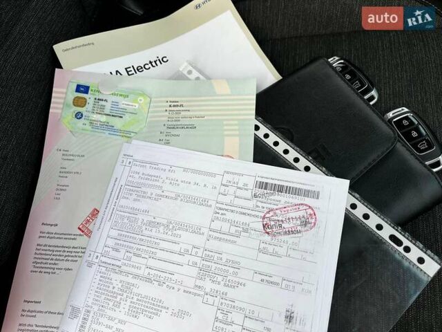 Серый Хендай Kona, объемом двигателя 0 л и пробегом 136 тыс. км за 16700 $, фото 40 на Automoto.ua