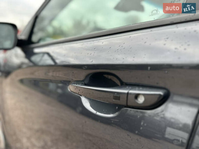 Сірий Хендай Kona, об'ємом двигуна 0 л та пробігом 61 тис. км за 18800 $, фото 6 на Automoto.ua
