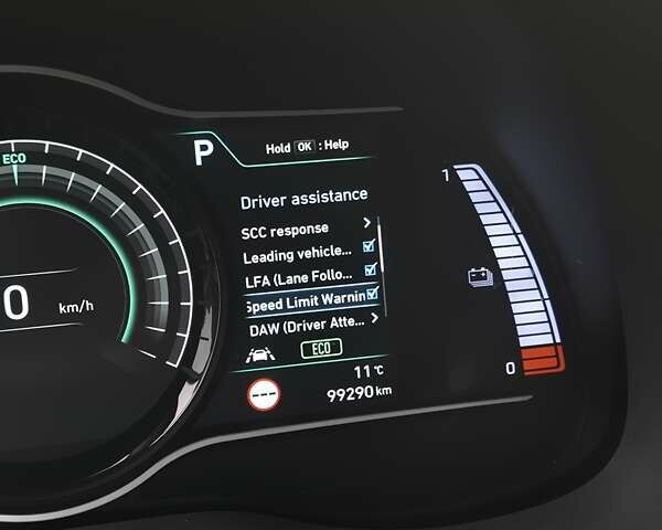 Сірий Хендай Kona, об'ємом двигуна 0 л та пробігом 99 тис. км за 19499 $, фото 50 на Automoto.ua