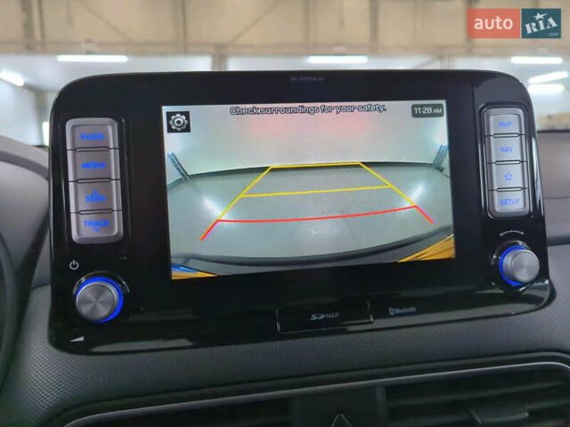 Серый Хендай Kona, объемом двигателя 0 л и пробегом 80 тыс. км за 17500 $, фото 8 на Automoto.ua