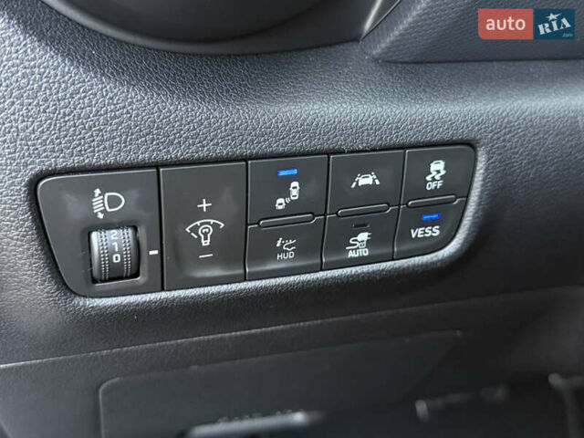 Сірий Хендай Kona, об'ємом двигуна 0 л та пробігом 81 тис. км за 17200 $, фото 71 на Automoto.ua