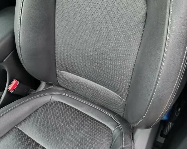 Сірий Хендай Kona, об'ємом двигуна 1.6 л та пробігом 12 тис. км за 21500 $, фото 7 на Automoto.ua