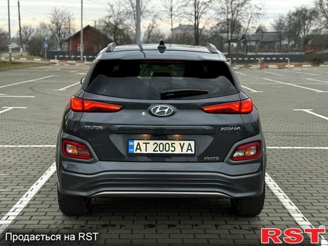 Сірий Хендай Kona, об'ємом двигуна 0 л та пробігом 41 тис. км за 20500 $, фото 2 на Automoto.ua