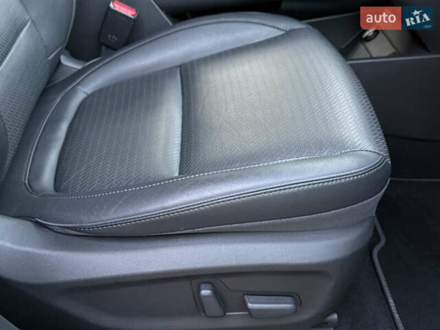 Сірий Хендай Kona, об'ємом двигуна 0 л та пробігом 81 тис. км за 17200 $, фото 85 на Automoto.ua