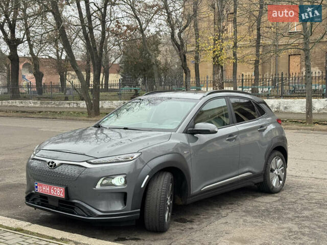 Серый Хендай Kona, объемом двигателя 0 л и пробегом 136 тыс. км за 19300 $, фото 7 на Automoto.ua