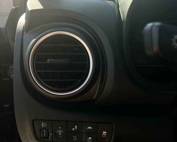 Серый Хендай Kona, объемом двигателя 0 л и пробегом 30 тыс. км за 21100 $, фото 35 на Automoto.ua