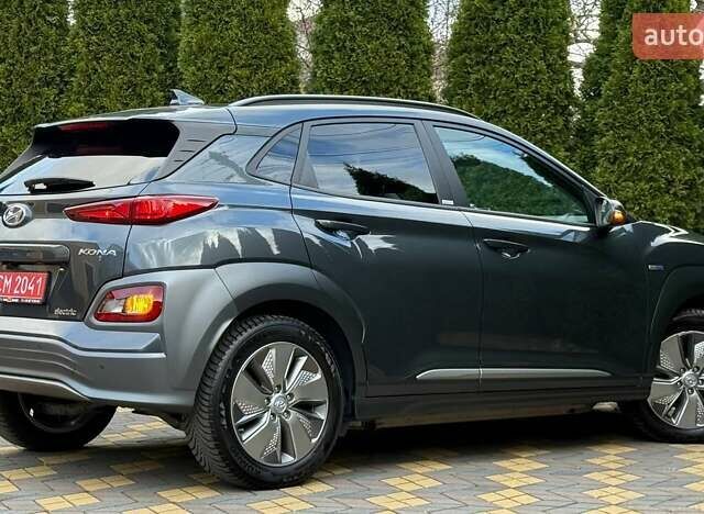 Сірий Хендай Kona, об'ємом двигуна 0 л та пробігом 36 тис. км за 16400 $, фото 6 на Automoto.ua