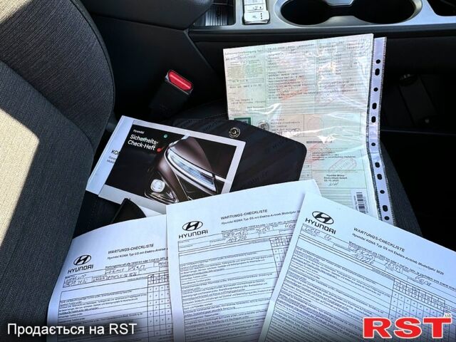 Сірий Хендай Kona, об'ємом двигуна 99 л та пробігом 96 тис. км за 15999 $, фото 13 на Automoto.ua