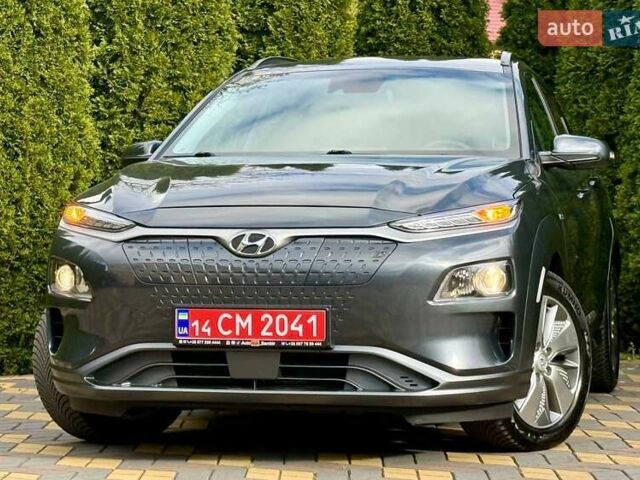 Сірий Хендай Kona, об'ємом двигуна 0 л та пробігом 36 тис. км за 16400 $, фото 2 на Automoto.ua