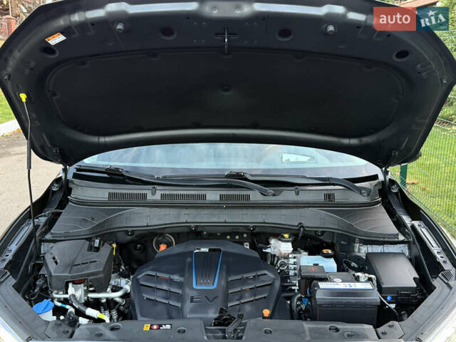 Сірий Хендай Kona, об'ємом двигуна 0 л та пробігом 81 тис. км за 17200 $, фото 123 на Automoto.ua