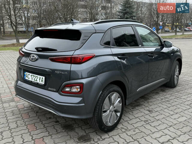 Серый Хендай Kona, объемом двигателя 0 л и пробегом 69 тыс. км за 15600 $, фото 8 на Automoto.ua