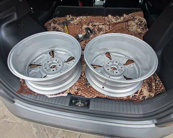 Серый Хендай Kona, объемом двигателя 0 л и пробегом 79 тыс. км за 18900 $, фото 38 на Automoto.ua