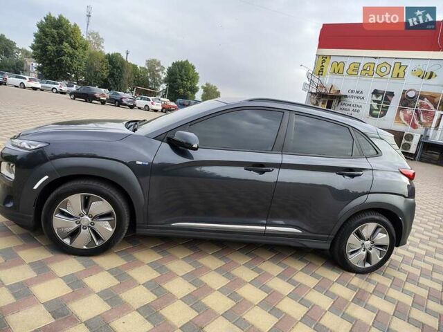 Сірий Хендай Kona, об'ємом двигуна 0 л та пробігом 140 тис. км за 17200 $, фото 4 на Automoto.ua