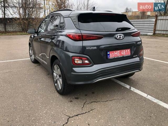 Сірий Хендай Kona, об'ємом двигуна 0 л та пробігом 70 тис. км за 18100 $, фото 5 на Automoto.ua