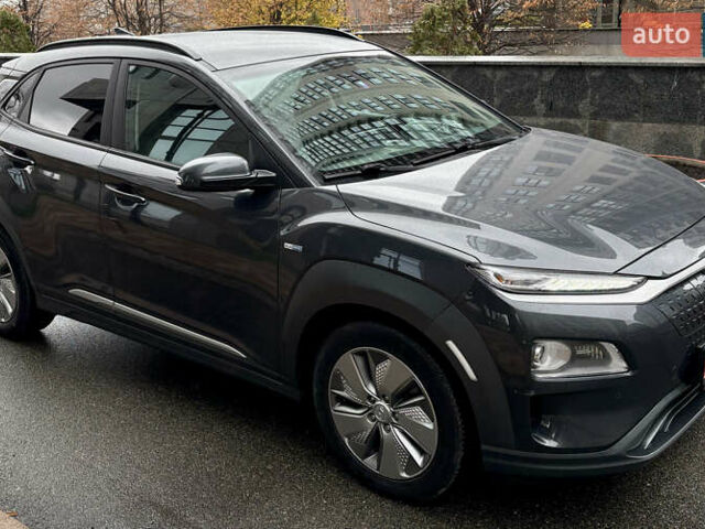 Серый Хендай Kona, объемом двигателя 0 л и пробегом 130 тыс. км за 18500 $, фото 30 на Automoto.ua