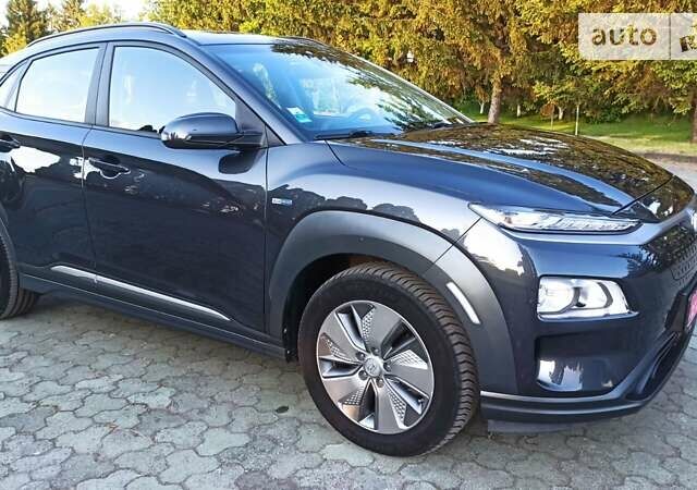 Сірий Хендай Kona, об'ємом двигуна 0 л та пробігом 39 тис. км за 18500 $, фото 13 на Automoto.ua