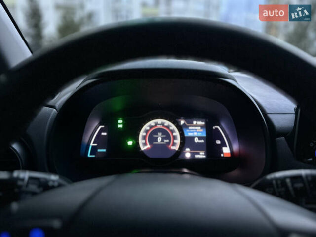 Сірий Хендай Kona, об'ємом двигуна 0 л та пробігом 137 тис. км за 16900 $, фото 114 на Automoto.ua