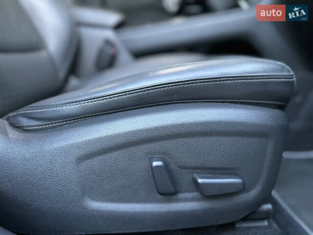 Сірий Хендай Kona, об'ємом двигуна 0 л та пробігом 137 тис. км за 16900 $, фото 82 на Automoto.ua