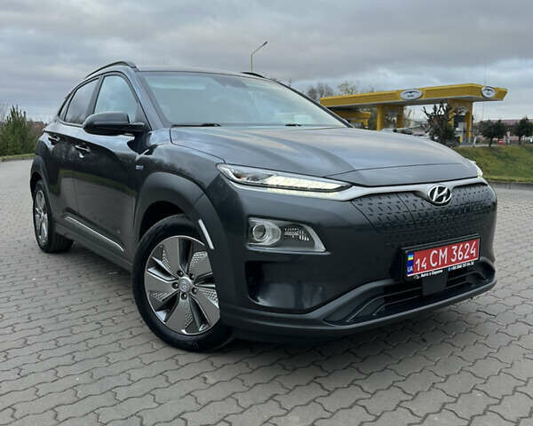 Сірий Хендай Kona, об'ємом двигуна 0 л та пробігом 149 тис. км за 17950 $, фото 9 на Automoto.ua