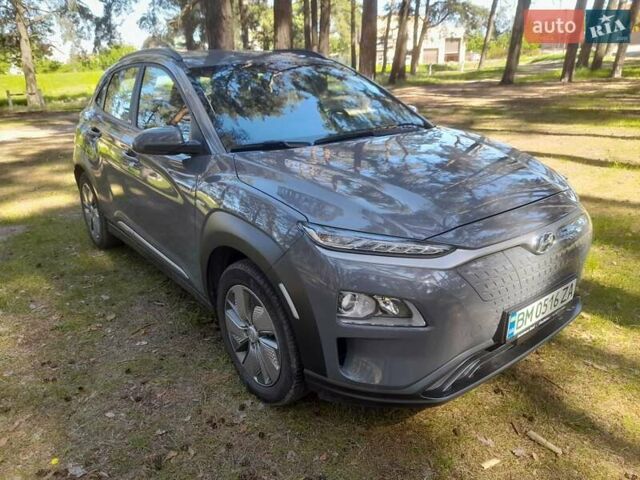 Серый Хендай Kona, объемом двигателя 0 л и пробегом 86 тыс. км за 15500 $, фото 1 на Automoto.ua