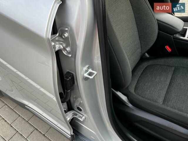 Серый Хендай Kona, объемом двигателя 0 л и пробегом 136 тыс. км за 16700 $, фото 29 на Automoto.ua