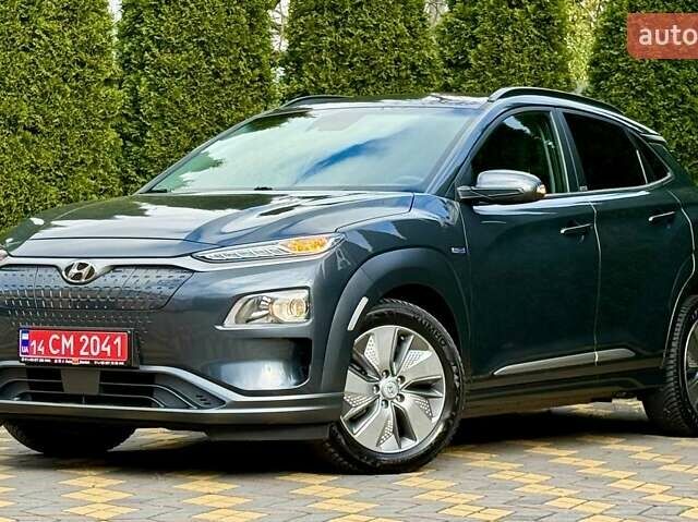 Сірий Хендай Kona, об'ємом двигуна 0 л та пробігом 36 тис. км за 16400 $, фото 3 на Automoto.ua