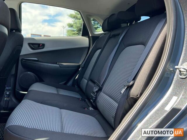 Сірий Хендай Kona, об'ємом двигуна 2 л та пробігом 51 тис. км за 17300 $, фото 11 на Automoto.ua