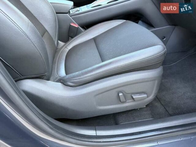 Серый Хендай Kona, объемом двигателя 0 л и пробегом 111 тыс. км за 17000 $, фото 12 на Automoto.ua