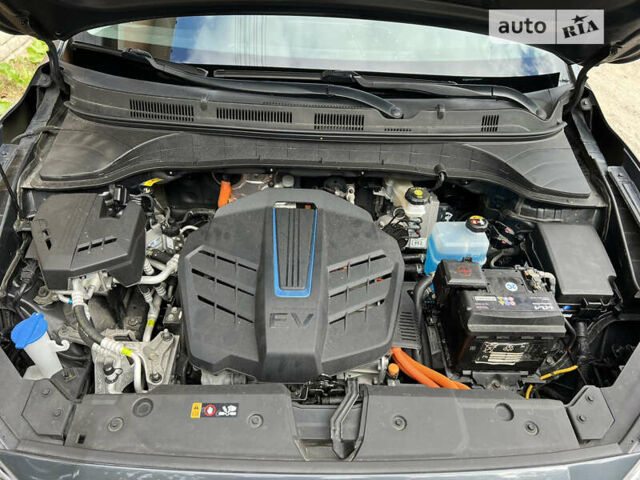 Сірий Хендай Kona, об'ємом двигуна 0 л та пробігом 93 тис. км за 17300 $, фото 32 на Automoto.ua